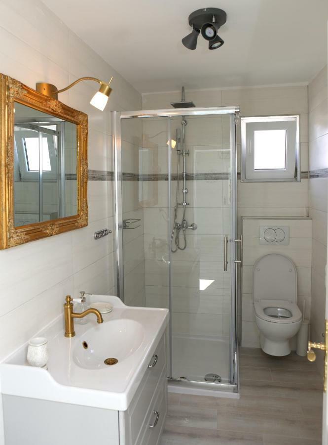 Sweet Suite With Free Private Parking 普拉 外观 照片
